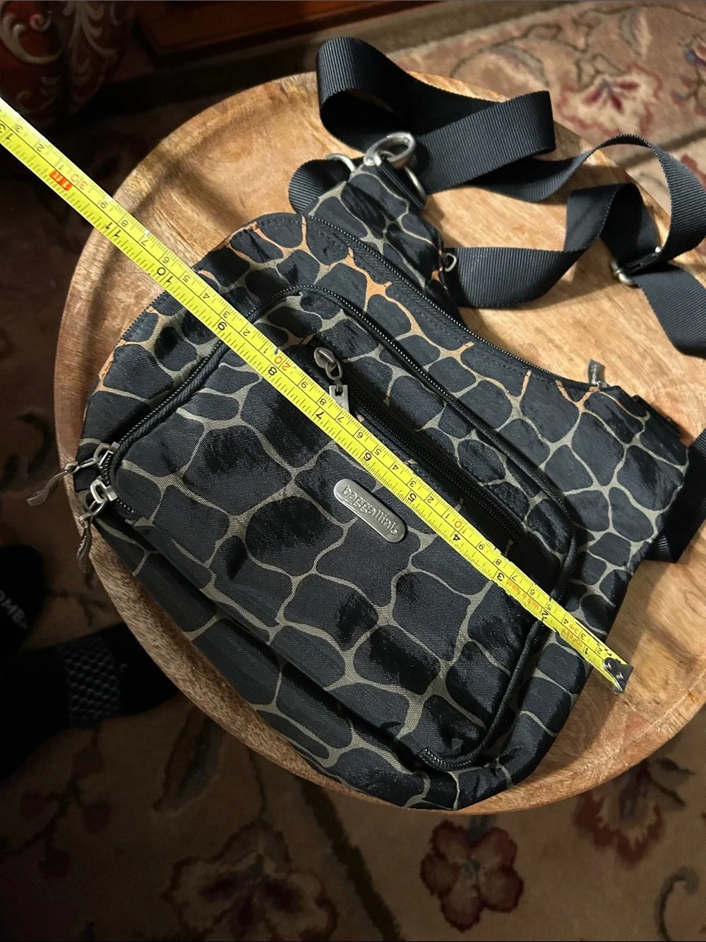 Baggallini Black and Taupe Patterned Crossbody Messenger